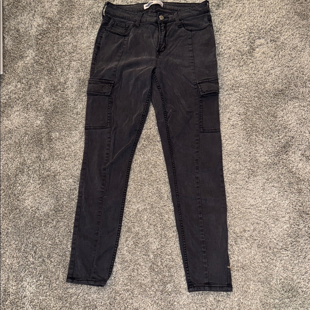 Washed Gray Cargo Pants w thigh pockets